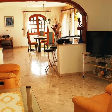 Sunny House With Private Pool And Sea View *