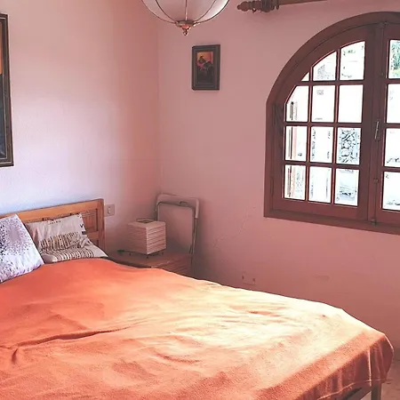 Vakantiehuis Sunny House With Private Pool And Sea View *