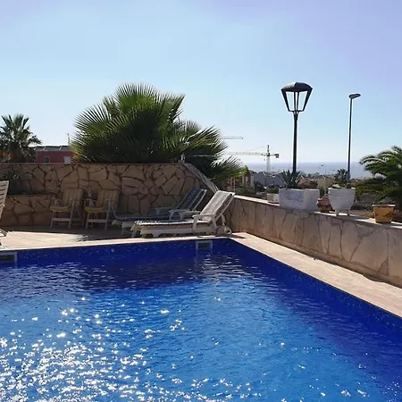 Sunny House With Private Pool And Sea View Vakantiehuis *