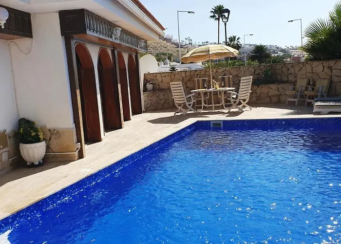 Sunny House With Private Pool And Sea View *